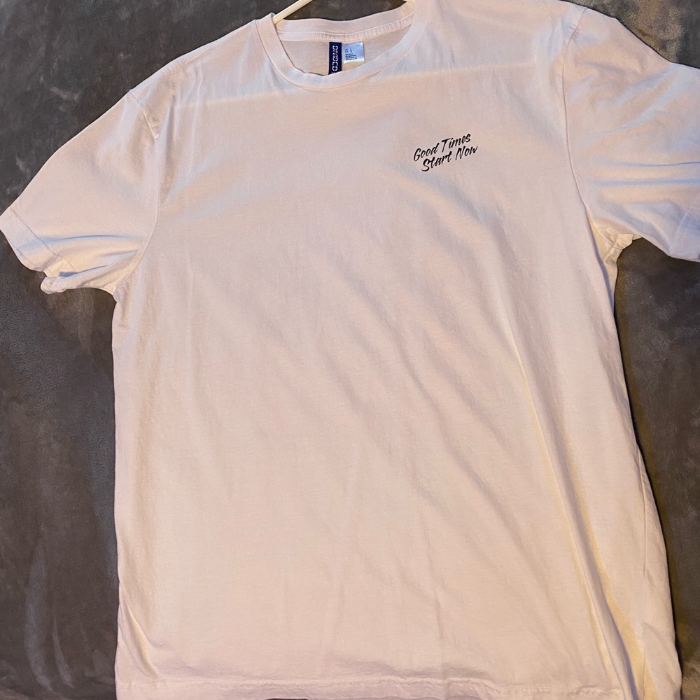 Forever 21 large t shirt.